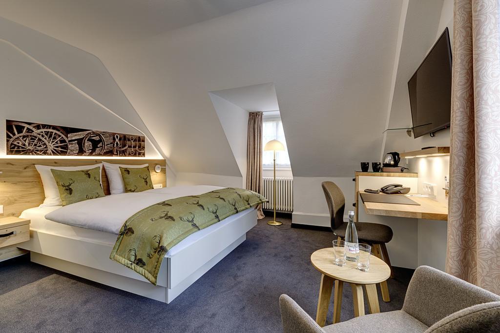 Hotel Hofgut Sternen - Wohnen In Kunst Und Kultur Breitnau Exterior foto